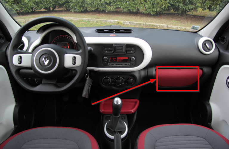 Détails boîte à fusibles Renault Twingo 3 PackAuto