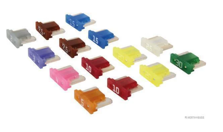 Détails boîtes à fusibles Peugeot 5008 Phase 1 - PackAuto