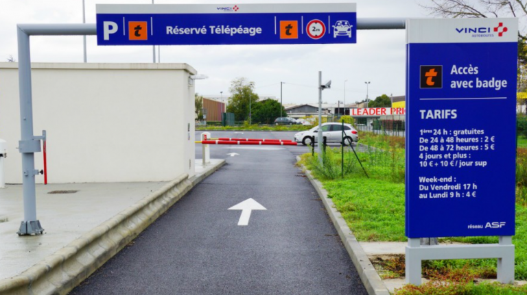 Comment utiliser son badge télépéage pour le parking ? - PackAuto
